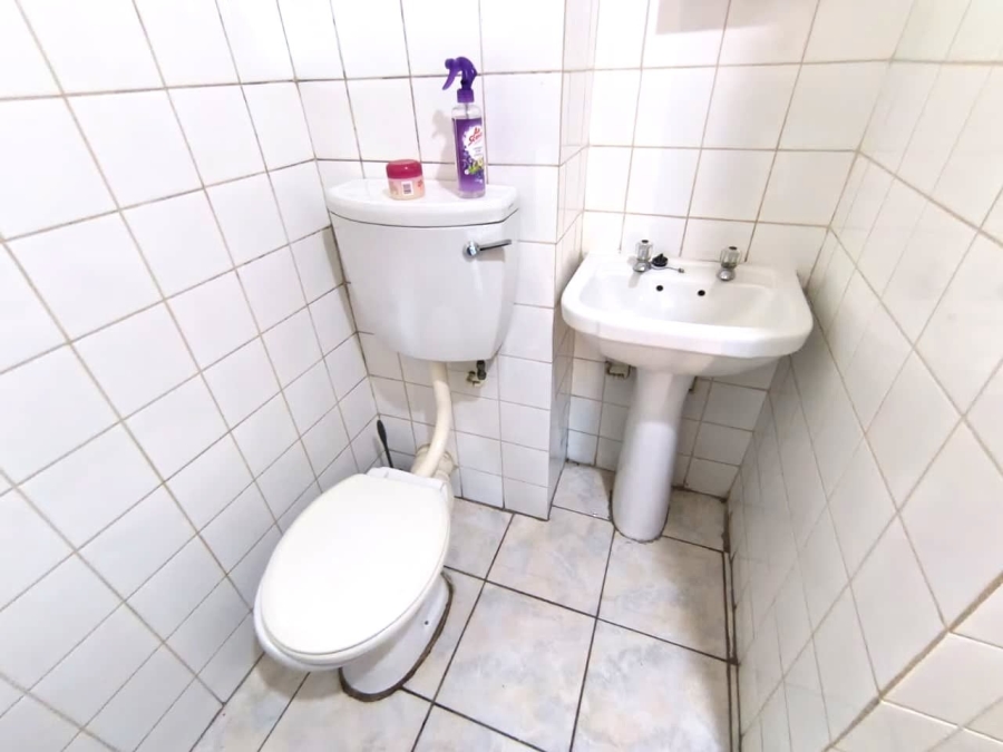 1 Bedroom Property for Sale in Willows Free State